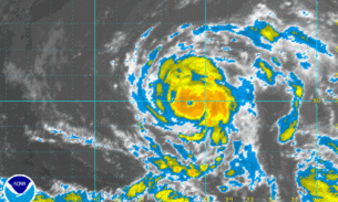 Tempestade tropical Ophelia ganha força e se transforma em Furacão