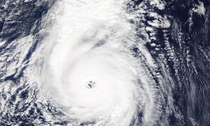 Irlanda e Reino Unido se preparam para impacto do furacão Ophelia