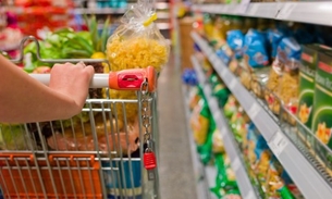 Juiz condena rede de supermercados a indenizar cliente por propaganda enganosa