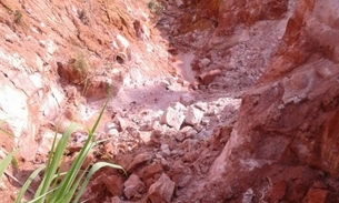 No Amazonas, homem e adolescente morrem soterrados enquanto brincavam de escalar barranco