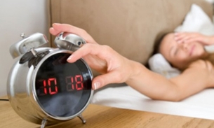 Pessoas que dormem e acordam tarde são mais inteligentes, diz estudo