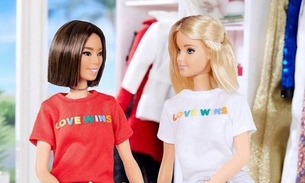 Barbie veste camisa com slogan de campanha pelo casamento gay