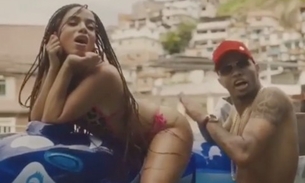 Anitta rebola muito e leva tapinha no bumbum em clipe de ‘Vai Malandra’, assista