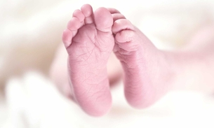 Bebê de 4 meses é encontrado morto dentro de mochila 