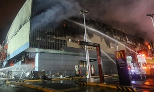Incêndio em shopping deixa mais de 35 mortos e rastro de destruição