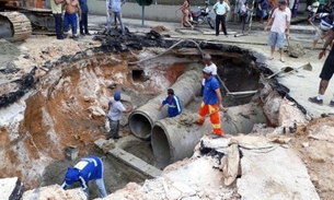 Obras para fechar cratera no Centro serão concluídas neste sábado