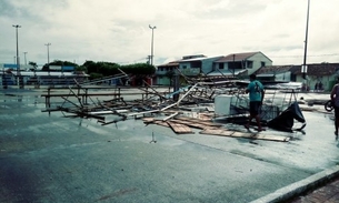 Vendaval deixa rastro de destruição em casas e comércios no Amazonas