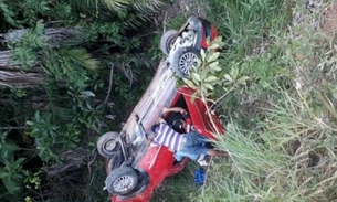 Família manauara sofre acidente gravíssimo na BR 174, dois morrem