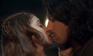 Fãs piram com primeiro beijo de Afonso e Amália em Deus Salve o Rei