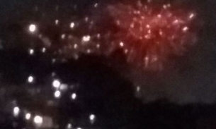 Fogos iluminam céu de Manaus e assustam populares