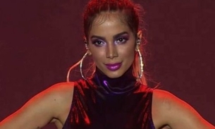 Em foto rara, Anitta posa belíssima ao lado do maridão