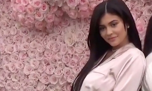  Kylie Jenner publica vídeo emocionante mostrando TODOS os detalhes da gravidez