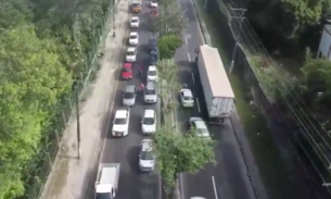 Trânsito fica congestionado após perseguição de grupo armado em Manaus