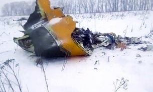 Queda de avião deixa 71 mortos em Moscou