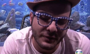 Mahmoud aproveita ida ao confessionário e manda recado para manauara