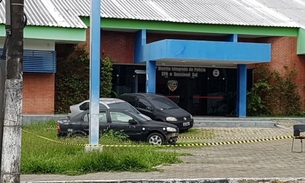 Suposta bomba é encontrada dentro de carro preto em Manaus