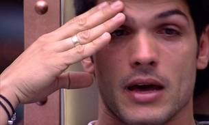BBB18: Lucas chora ao desabafar com brothers: ''Só não mexe com a minha noiva'