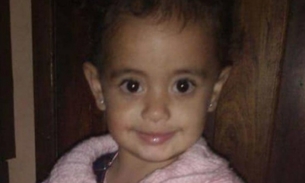 Padrasto e mãe são presos por enterrarem filha em quintal após ser morta