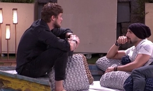 BBB18: Sem citar nome, Breno diz que Patrícia é “coringa” e abre os olhos de Kaysar