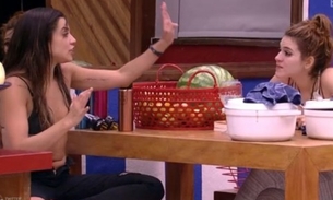 BBB18: Paula e Ana Clara têm DR após festa e ruiva cai no choro