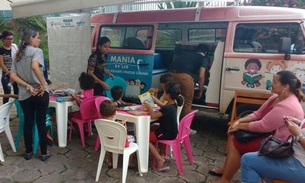 Escolas e shoppings recebem programação da Biblioteca Volante em Manaus