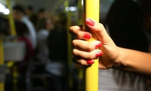 Após assalto a coletivo, passageiros embarcam em outro ônibus e são roubados novamente em Manaus