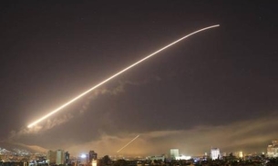 Vídeos mostram ataques dos EUA contra a Síria com mísseis 