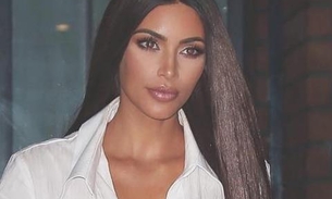  Kim Kardashian faz nu frontal e quebra internet mais uma vez