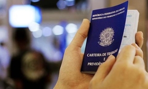 Emprego com carteira assinada registra queda histórica no Brasil
