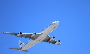 Companhia aérea é condenada a pagar indenização para 8 passageiros por cancelar voo