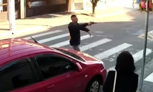 Vídeo mostra momento exato que mãe PM reage a assalto e mata ladrão 