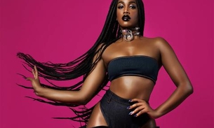 Cantora IZA muda visual e dá surra de beleza