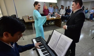 Amazonino Mendes recebe “Ópera Delivery” na sede do Governo em Manaus