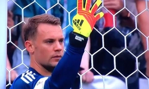  Goleiro da Alemanha rouba a cena e vira assunto na internet