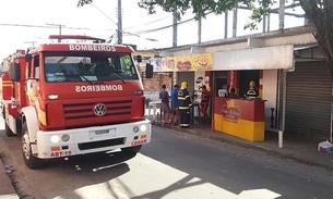 Incêndio atinge pastelaria e assusta moradores em Manaus