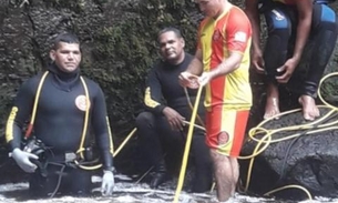 Bombeiros encerram terceiro dia de buscas por turista que caiu em cachoeira no Amazonas
