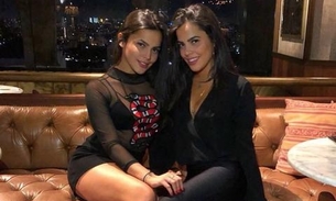 Ex-bbb Emilly faz topless com Mayla para comemorar aniversário 