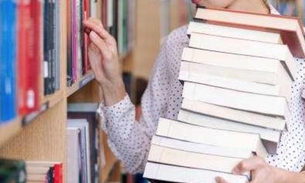 Você sabe o que faz um Bibliotecário? Acompanhe hoje no quadro Profissões