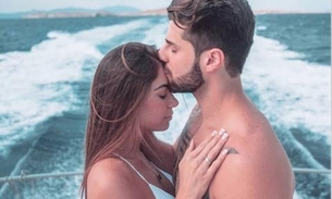 Alok pede namorada em casamento na Grécia; veja fotos