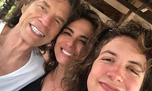Com foto de família, Luciana Gimenez comemora aniversário de Mick Jagger: 'te amamos'
