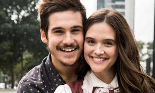  Com química forte, casal de nova novela das 19h vive romance na vida real