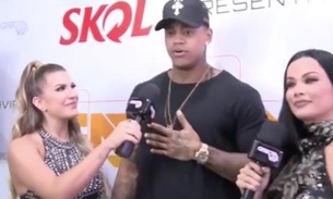  Após término, Léo Santana e Lorena Improta se reencontram e têm DR em Manaus