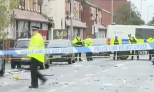 Dez pessoas ficam feridas em tiroteio durante carnaval na Inglaterra