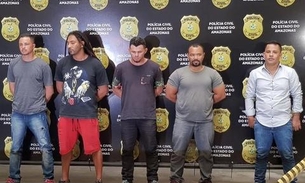  Trabalhadores de refinaria paralisam atividades após prisão de colegas