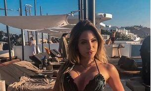 Com diária de até R$ 8 mil, Mariana Castilho ostenta corpão em hotel de luxo
