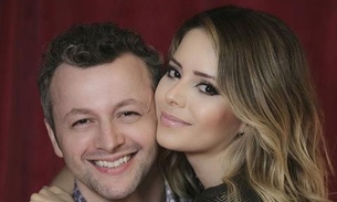 Sandy se declara para o marido em aniversário de 10 anos de casamento