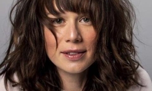 Mariana Ximenes posa nua para revista: 'aceito meu corpo'