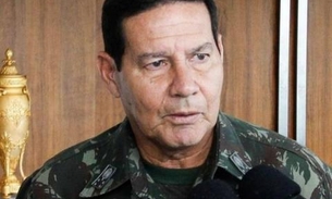 Mourão diz que comentário sobre lares só com mãe e avó é 'constatação'