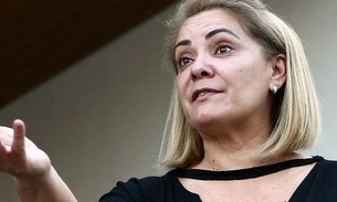‘Não faço ideia de como surgiu essa história’, diz ex-mulher de Bolsonaro