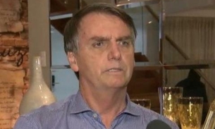 Bolsonaro pede desculpas por declarações do filho sobre fechar STF